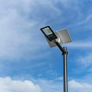 Lampa uliczna solarna IP65 LED 50W 4000lm 6000K VT-ST200