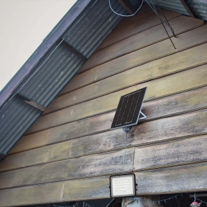 Naświetlacz solarny IP65 LED 10W 800lm 4000K VT-80W